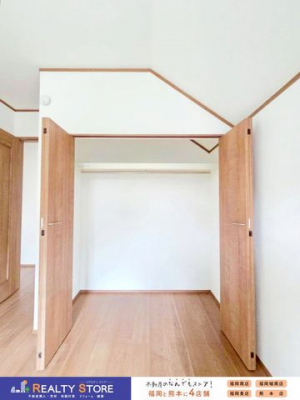 ���[�@��D�������y�N���[�[�b�g�z��e�ʃN���[�[�b�g���I�t���Ȃ̂Ő��������₷�����������L�����p�ł��܂���