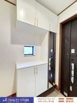 ���ց@��D�������y�V���[�Y�{�b�N�X�z�p���̋��̕t�����֗��ȃV���[�Y�{�b�N�X����I�Ȃ̂ŌC�ɍ��킹�����[���o���܂���