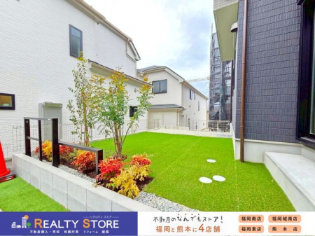 ���̑��@��D�������y��z�L������ł́A�ď�̓v�[����BBQ�Ȃǂ����y���݂��������܂��������񎩓]�Ԃ₨�q�l�̎O�֎ԂȂǒu����ɍ��镨���u���Ă����ւ�֗��ł�