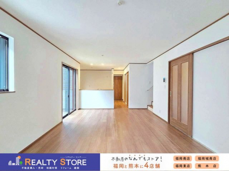 ���r���O�@��D�������y���r���O�z���R���˂����ޖ��邢���r���O�􎩑R�ƉƑ����W�܂��Ƃ�̋�ԁ�