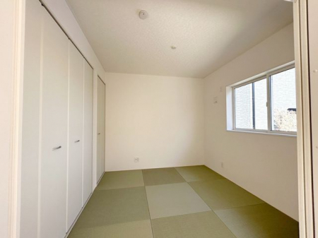 ���̑����ρ@���a������̂ʂ������������a���B�Ƒ��̌e���̏ꏊ�Ƃ��Ă��������߂ł���