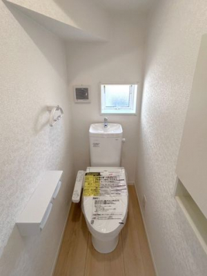 �g�C���@���g�C�������邭�������̂���g�C����ԁ����q���ɂ����S�ł���