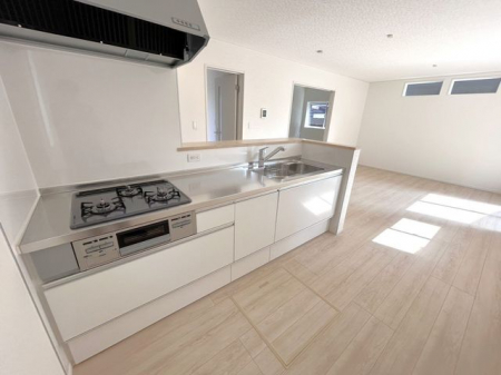 �L�b�`���@���L�b�`����������Ƃ������邢���͋C�̃L�b�`�����ΖʃL�b�`���ŉƑ��Ƃ̉�b���͂��݂܂��􏰉����[�������ł���������[�I