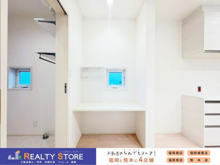 ���r���O�@���q�l�̃��r���O�w�K��p�\�R���X�y�[�X�Ƃ��Ă��Ƒ����L�֗̕��ȃX�y�[�X��