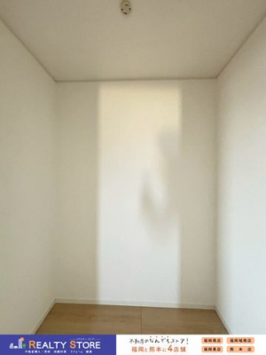 ���ց@�ߗނ͂������A�o�b�O��G�ߗp�i���܂Ƃ߂Ď��[�\��