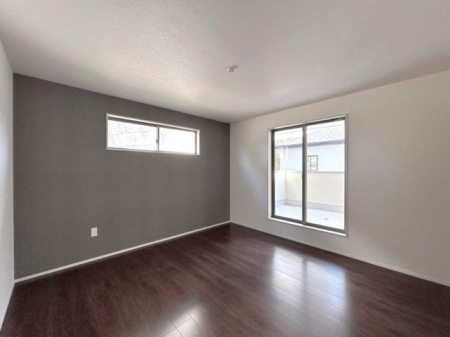 �Q���@���m��A���o���R�j�[�ɖʂ������邢��������W.I.C������Ă����Q���ɂ��X�X����