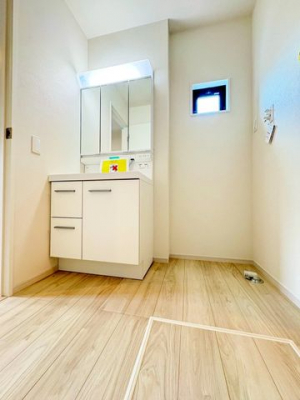 ���ʑ�E���ʏ��@���t�̃p�E�_�[���[���Ŋ��C�\����