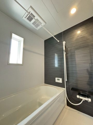 �����@��؂̍L�X�Ƃ����o�X���[��������L�΂��Ĉ���̔�������܂��傤��