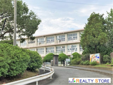 ���ӊ��@�É�s���É꓌���w�Z �k��10���B 750m