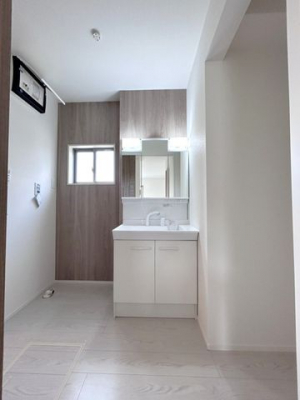 �g�C���@�����ʒE�ߎ�����Ƃ�̂���L���̐��ʒE�ߎ������ʑ�͎g������̗ǂ��O�ʋ��d�l�􋾗��ɂ����[�X�y�[�X�������芮����