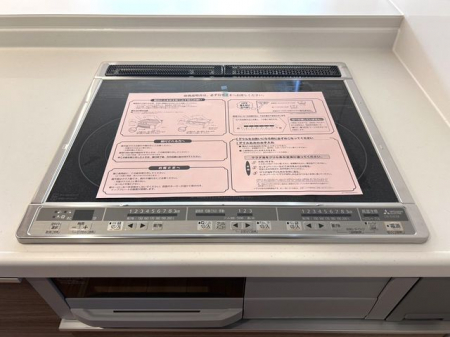 �@��IH�N�b�L���O�q�[�^�[���������ڂ�̂��|�������������ȒP���Y��ȃL�b�`����ۂĂ�IH�N�b�L���O�q�[�^�[��΂��g��Ȃ��̂ŉΎ��̐S�z������܂���