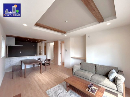 ���r���O�@�����r���O����؂ȉƑ����W�܂邩�炱��������肽���k�c�j�􂱂̏ꏊ��ʂ��ĉƑ��̊y������b���������Ă������ȃ��r���O�ł��ˁ�