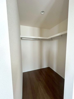 ���ӊ��@�F�{�s���r�c���w�Z �k��13���B 1000m