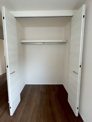 ���ӊ��@�t�@�~���[�}�[�g�F�{�ԉ�5���ړX �k��9���B 1800m