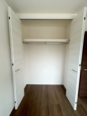 ���̑����ρ@���s�u���j�^�[�t�C���^�[�z�����K��҂��摜�Ɖ����Ŋm�F�ł���A�h�Ɛ��ɗD�ꂽ���S�̃V�X�e����X�b�L���Ƃ����f�U�C���ŁA�ȒP�ɑ��삵�Ă��������܂���