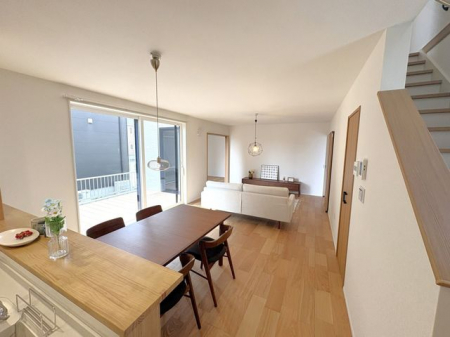 ���r���O�@�����r���O�����r���O�K�i�ŉƑ������R�ƏW�܂�A�R�~���j�P�|�V���������₷����