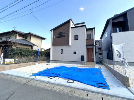 �@�����ԃX�y�[�X������3��\�B���Ԃ̏o��������X���[�Y�ł���