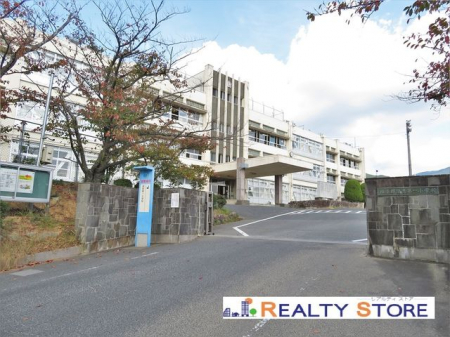 ���ӊ��@�{�b�����{�b��ꏬ�w�Z �k��17���B 1200m