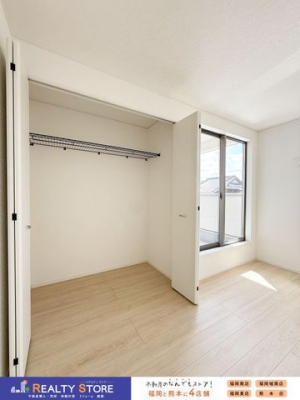 ���[�@�y�N���[�[�b�g�z�傫�Ȏ��[�X�y�[�X�����͓I���S�����Ɏ��[�����A�����̑S��Ԃ�L�����p�o���܂��ˁ�