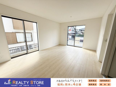 ���r���O�@�y���r���O�z��؂ȉƑ����W�܂邩�炱��������肽���k�c�j�B�x���͂��z���܂̌��������Ղ�ƂƂ肱�߂�ۂ��ۂ����r���O�ŉ߂����܂��񂩁H