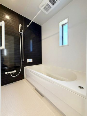 �����@�y�����̃o�X�^�C���z�����̃����b�N�X�^�C�������߂������������B���q�l�ƈꏏ�ł���Ƃ����������L�X�݌v�ł��B