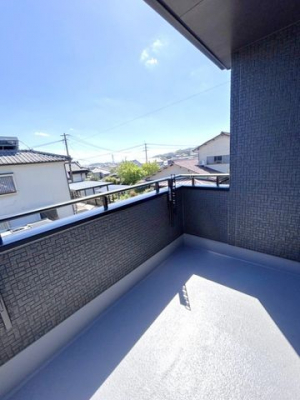 �o���R�j�[�@���o���R�j�[��������ɖʂ��Ă���̂ŗz��������ǂ������󕨂��悭�����܂���