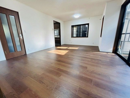 ���r���O�@�����r���O��