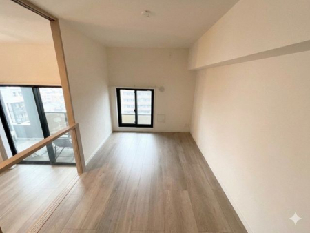 ���[�@�ߗނ���p�i�����[�ł���K���[���t����