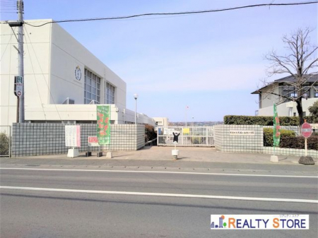 ���ӊ��@�e�z���������P�u�k���w�Z �k��8���B 600m