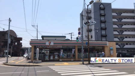 ���ӊ��@�Z�u���C���u�����ɕ{�X �k��14���B 1100m