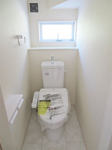 �F�{���F�{�s���쓡�� �̐V�z��ˌ��Ă̂��̑�����