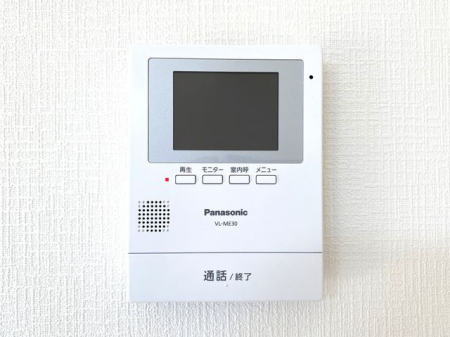 ���̑����ρ@���s�u���j�^�[�t�C���^�[�z�����K��҂��摜�Ɖ����Ŋm�F�ł���A�h�Ɛ��ɗD�ꂽ���S�̃V�X�e����X�b�L���Ƃ����f�U�C���ŁA�ȒP�ɑ��삵�Ă��������܂���